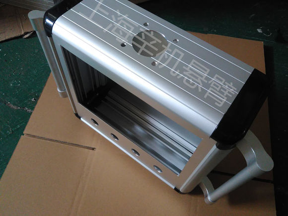 辛機(jī)人機(jī)界面觸摸屏電控箱 辛機(jī)人機(jī)界面觸摸屏電控箱